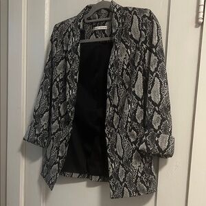 Alice + Olivia Black and Gray Snake Print Patterned Blazer